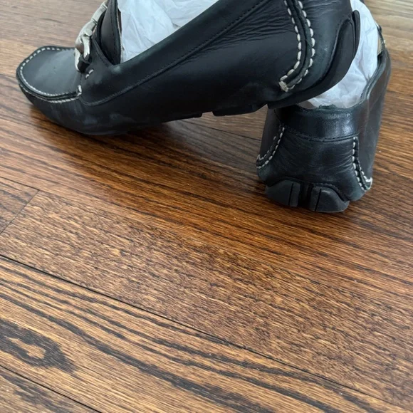 SALVATORE FERRAGAMO Black Leather Loafers Size 8.5